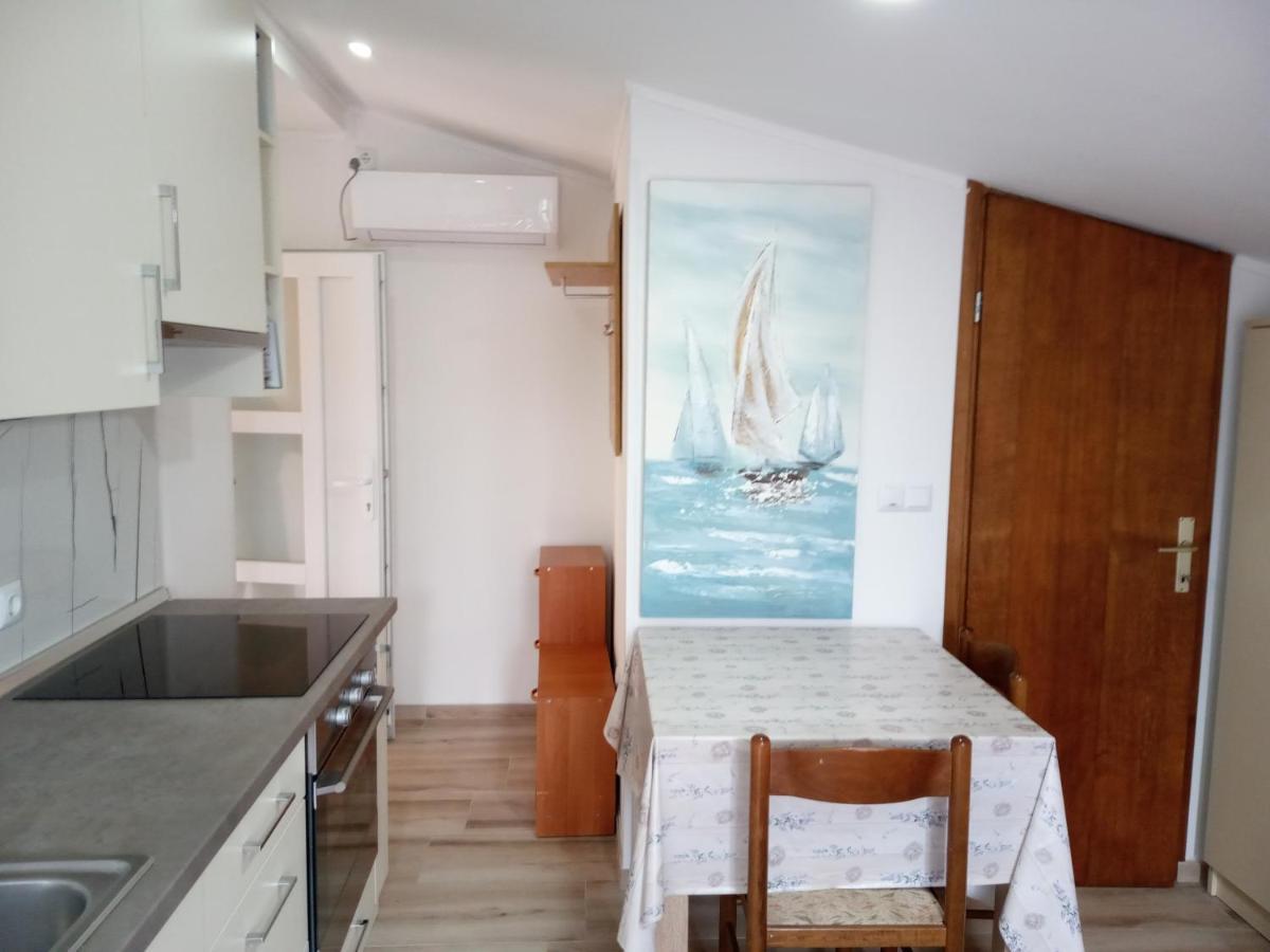 Apartmani Danijela Lopar Esterno foto