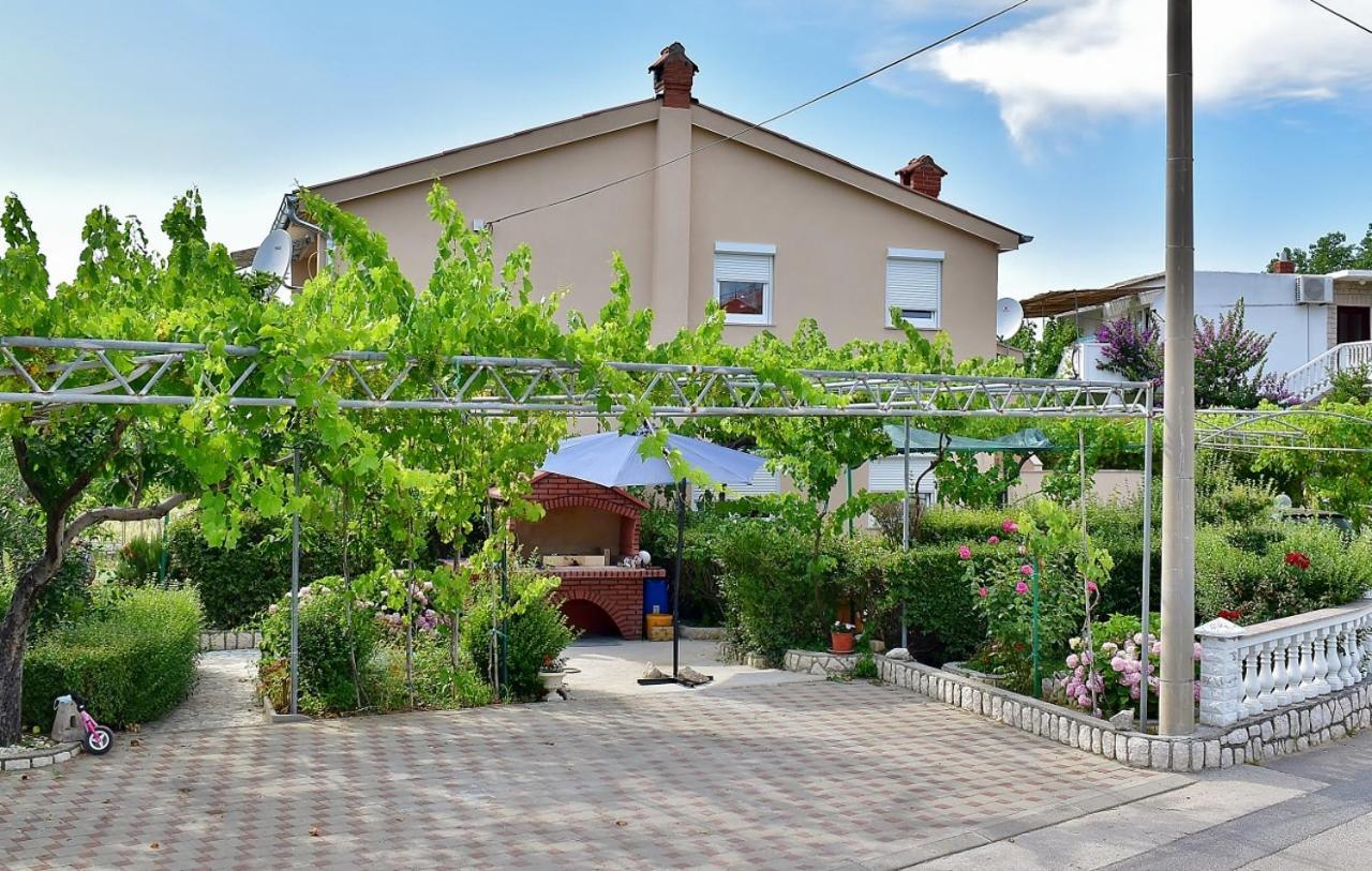 Apartmani Danijela Lopar Esterno foto
