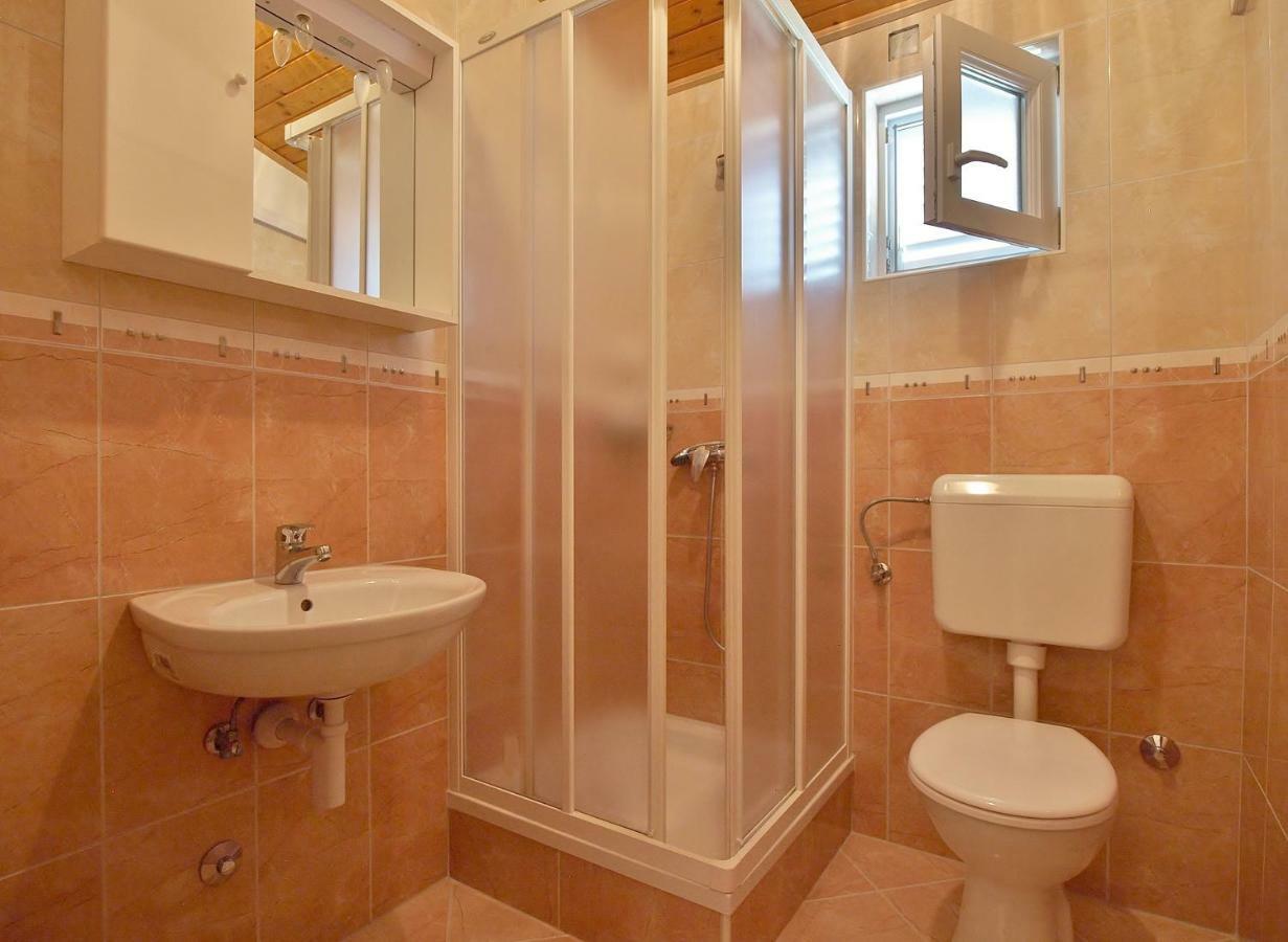 Apartmani Danijela Lopar Esterno foto